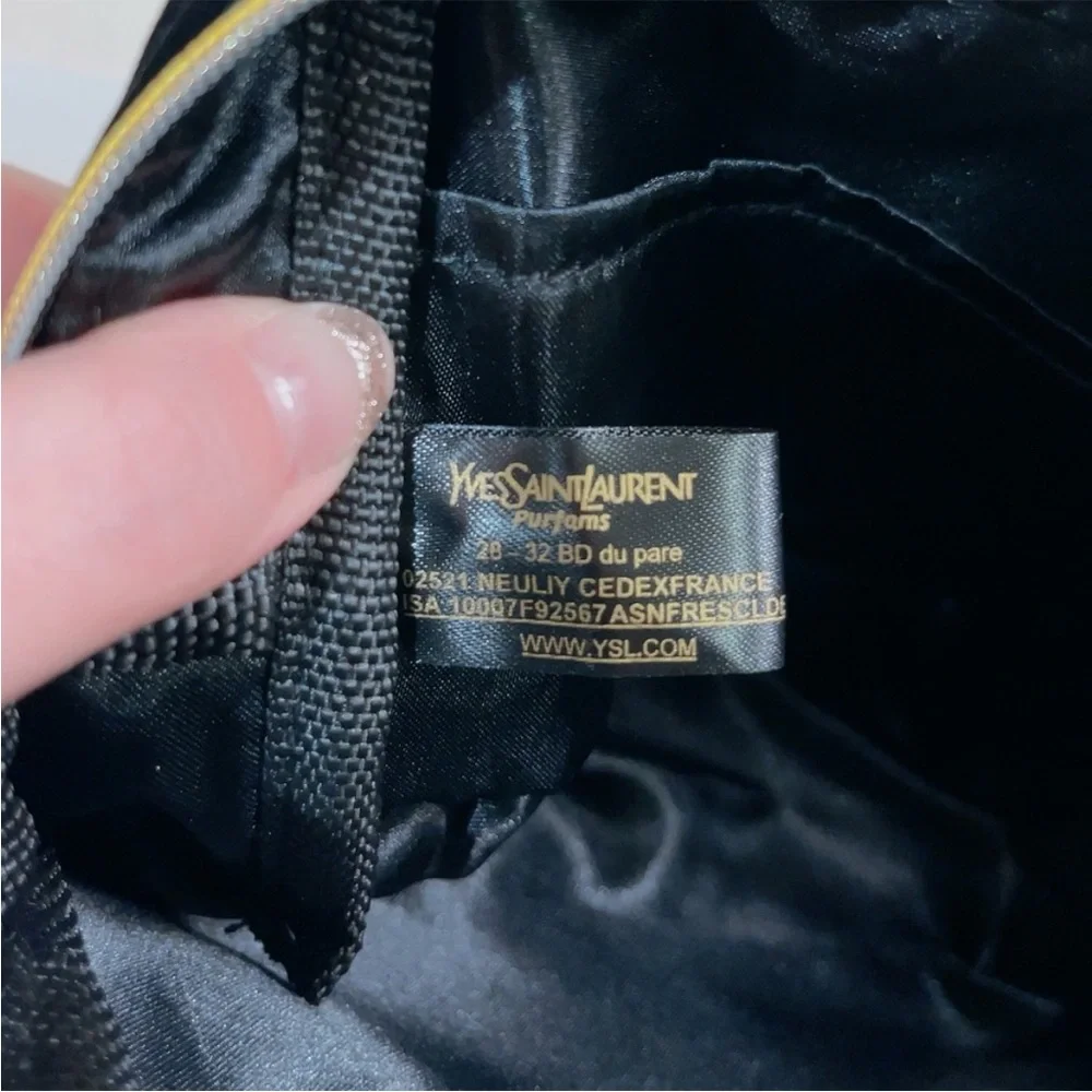 YSL YVES SAINT LAURENT Black Velvet bag purse clutch Gold Logo Chain tassel - Picture 6 of 7